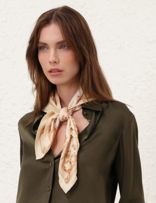 Attireunited.shop0093eb034e 2