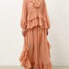 Attireunited.shop0215087d19 7