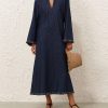 Attireunited.shop0b2130e0a8 7