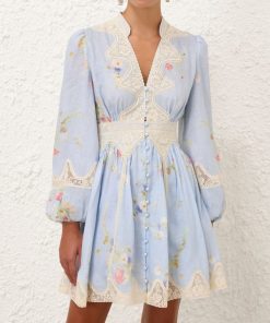 Attireunited.shop17f0a32b27 2
