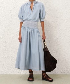 Attireunited.shop2e6503ba1d 2