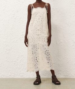 Attireunited.shop2e744edad1 2