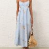Attireunited.shop40dcd73770 7