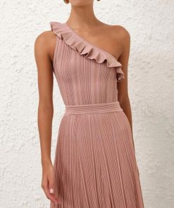 Attireunited.shop48a01aa6c8 2