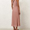 Attireunited.shop48a01aa6c8 4