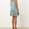 Attireunited.shop4b446f25f5 4