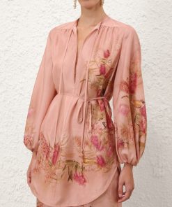 Attireunited.shop5a6e5f559e 2