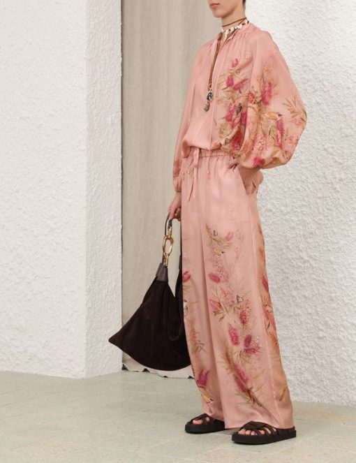 Attireunited.shop5a6e5f559e 8
