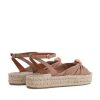 Attireunited.shop5be962e5fb 5