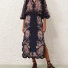 Attireunited.shop5e8057f413 2