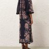 Attireunited.shop5e8057f413 4