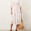 Attireunited.shop67679e33f1 2