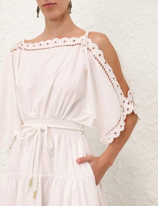 Attireunited.shop67679e33f1 5