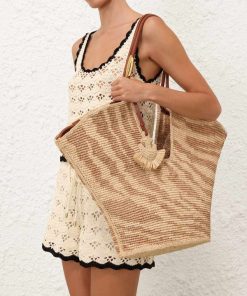 Attireunited.shop6a31072b6e 2