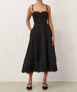Attireunited.shop7d145b2846 2
