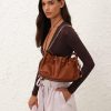 Attireunited.shop8b2fe7f943 7