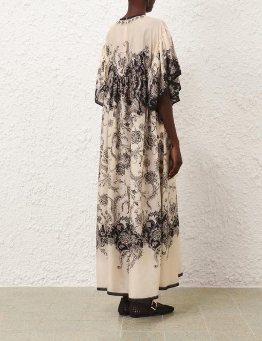Attireunited.shop8b9142bb02 4
