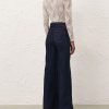 Attireunited.shopf27a35a3c8 4
