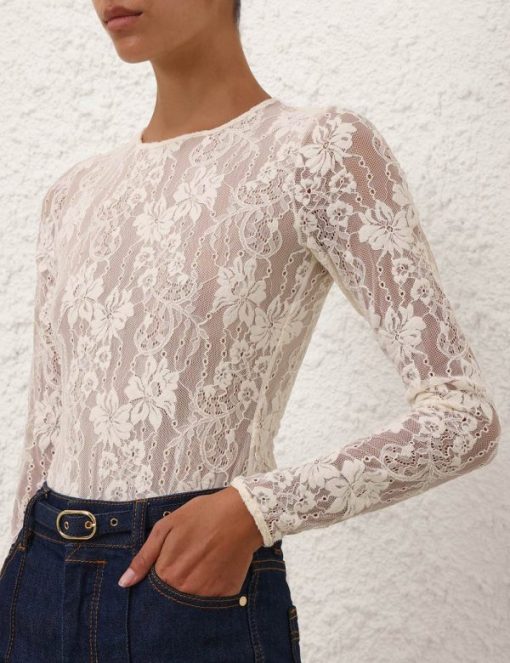 Attireunited.shopf27a35a3c8 5